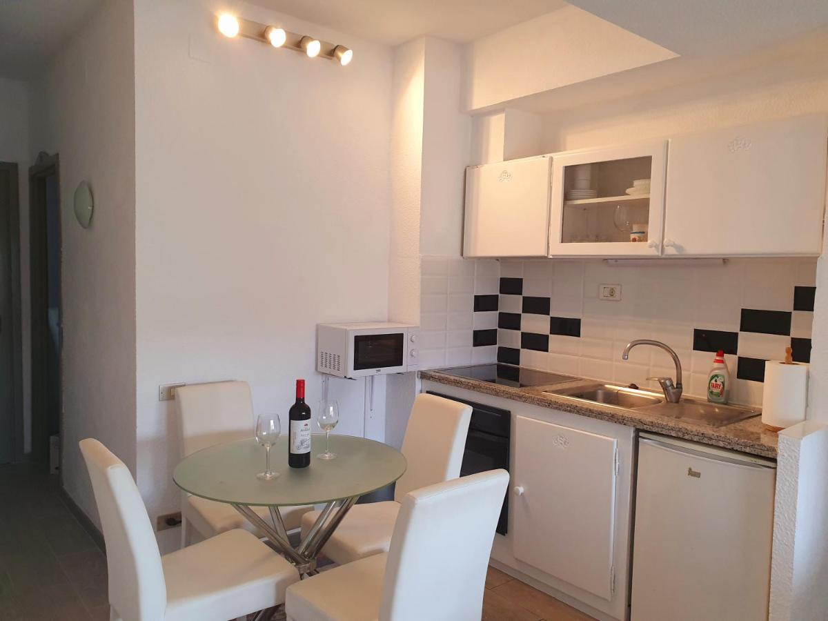 Relax Apartment Los Cristianos  Bagian luar foto